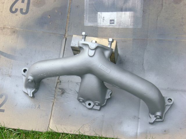 Exhaust manifold